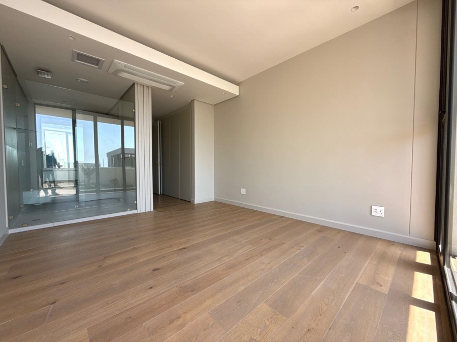 3 Bedroom Property for Sale in Fresnaye Western Cape